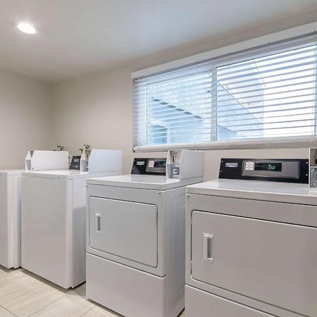 Studio 6 Suites Perris, Ca Buitenkant foto