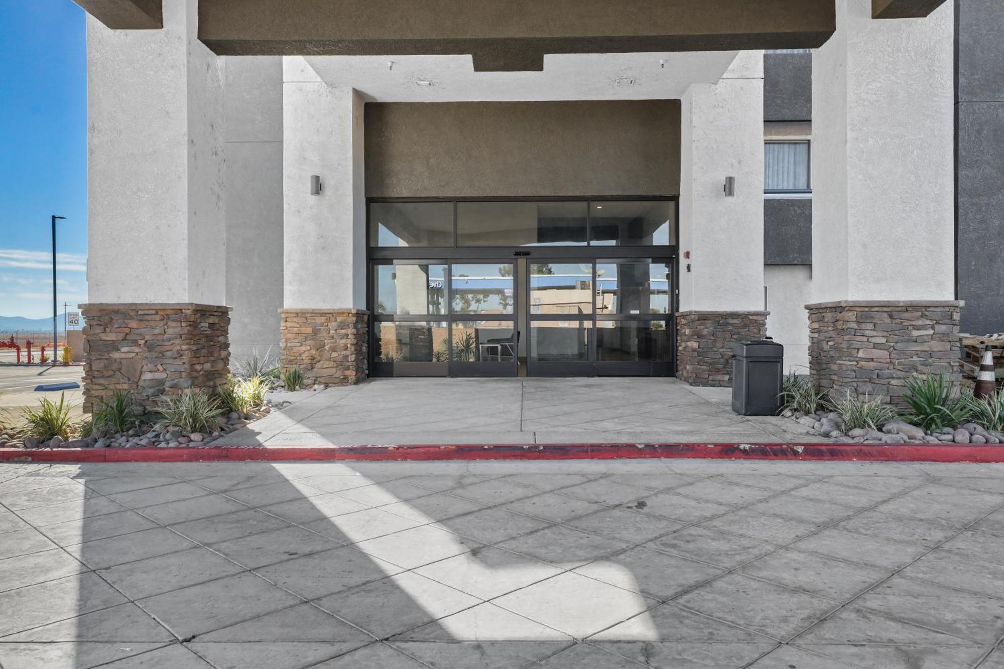Studio 6 Suites Perris, Ca Buitenkant foto