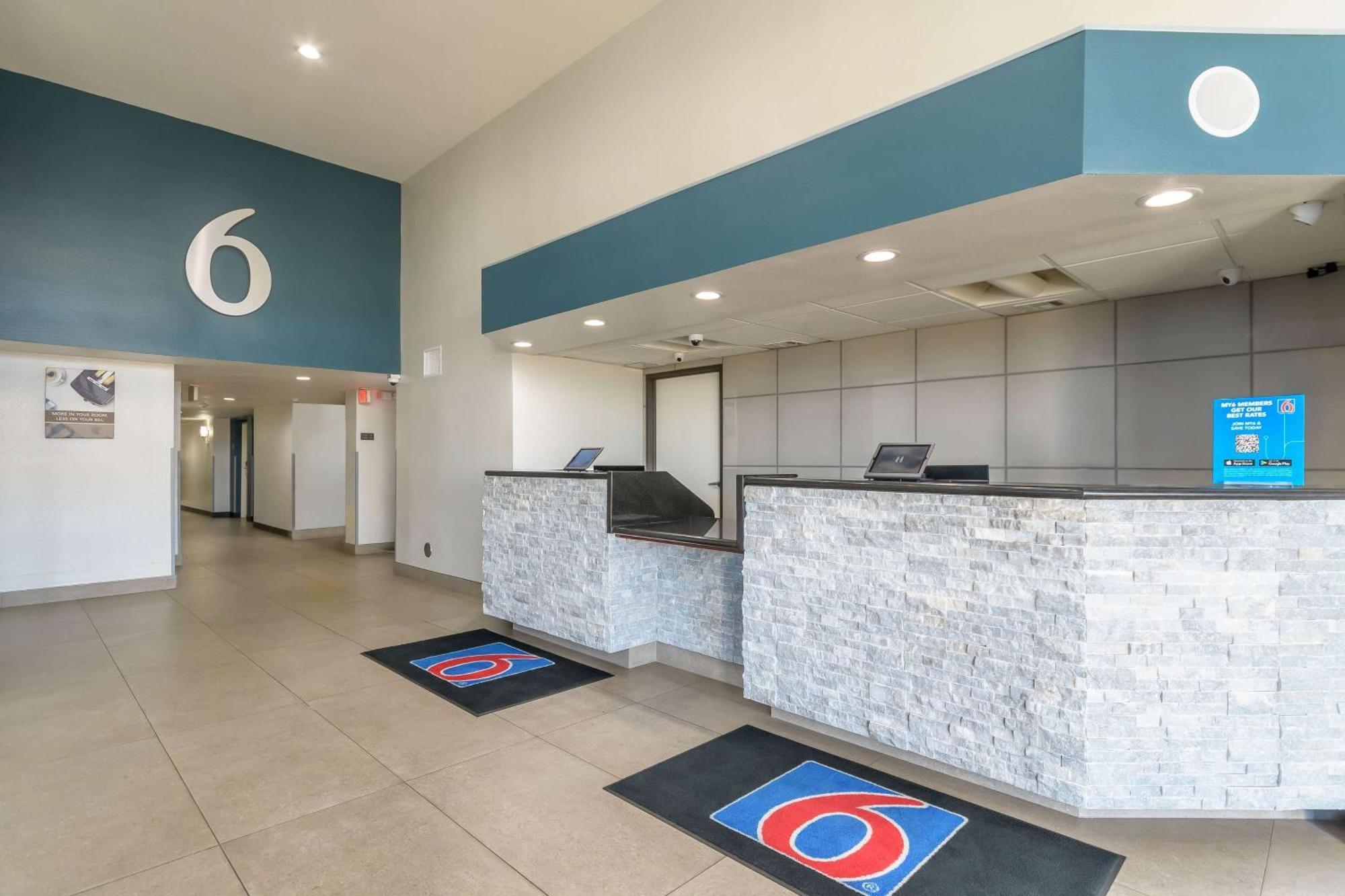 Studio 6 Suites Perris, Ca Buitenkant foto