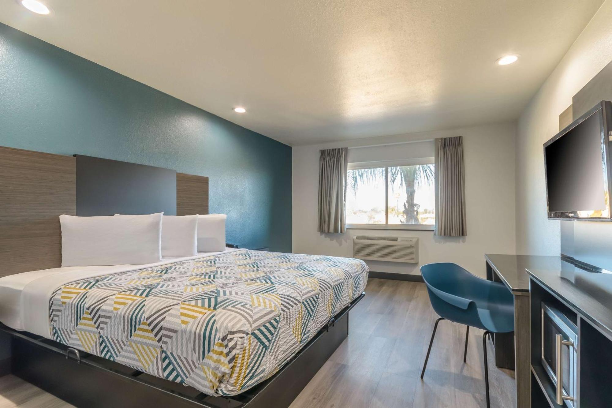 Studio 6 Suites Perris, Ca Buitenkant foto