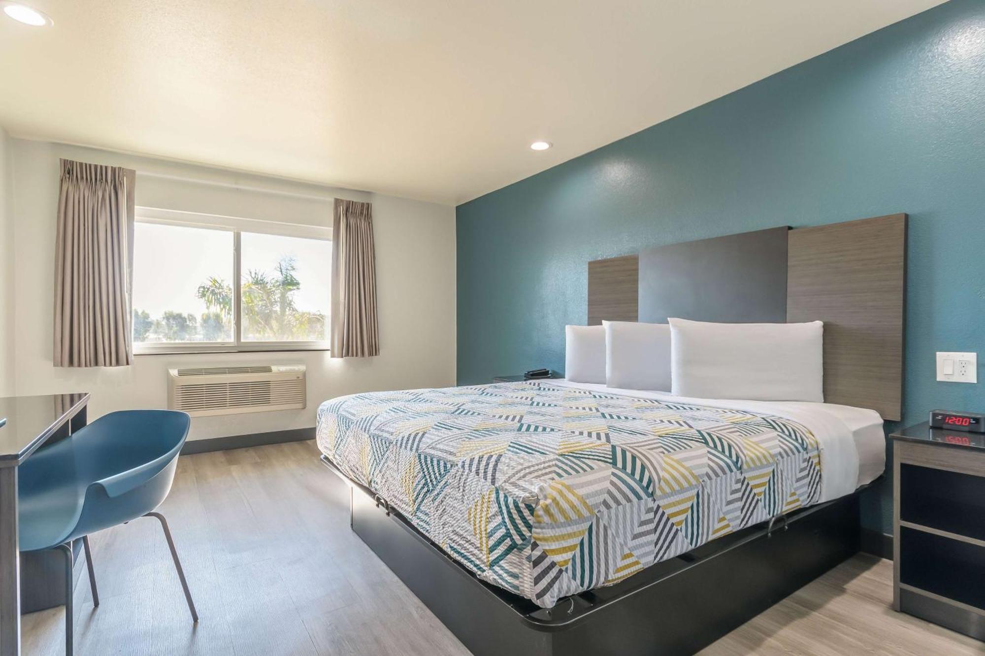 Studio 6 Suites Perris, Ca Buitenkant foto